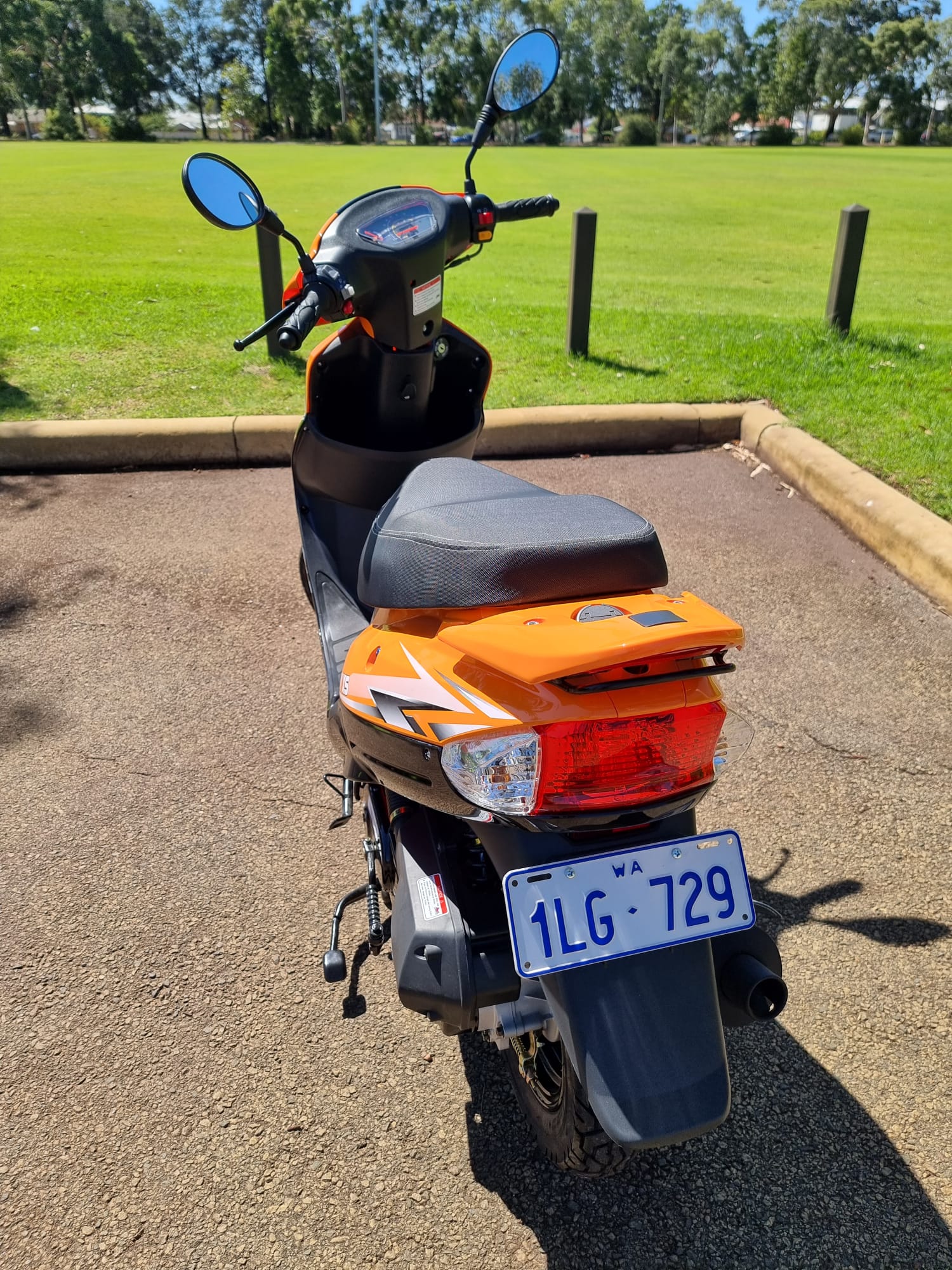 ZOOT CITY XS 50cc - Orange - Summer photo 2